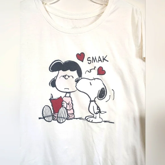 Women's Snoopy Valentine's Day White Tshirt Size Large - Picture 2 of 5